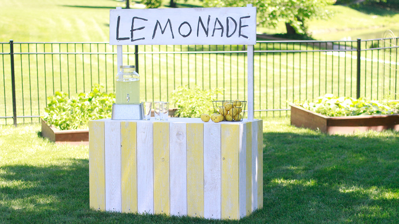 DIY Vintage Lemonade Stand – Easy Summer Woodworking Project for Beginners